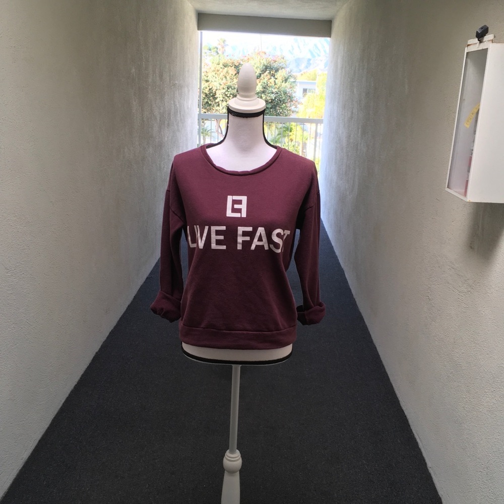LiveFast - Picture 2 of 4